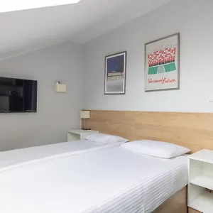 Esencja Warszawy Nowy Swiat Apartment